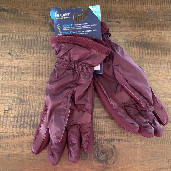 New Isotoner Women's Sleek Heat Gloves Touchscreen SmartDri Plum Purple - Picture 3 of 5